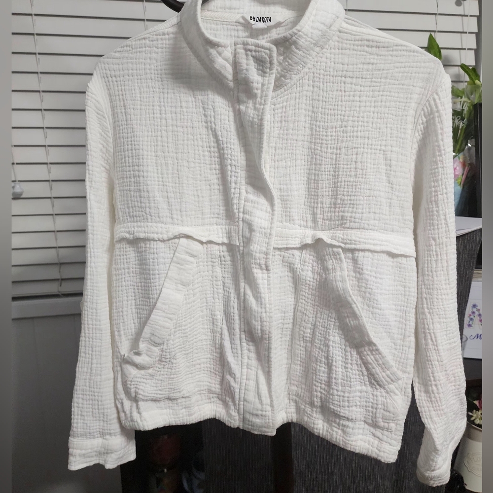 BB Dakota White Textured Women's Jacket